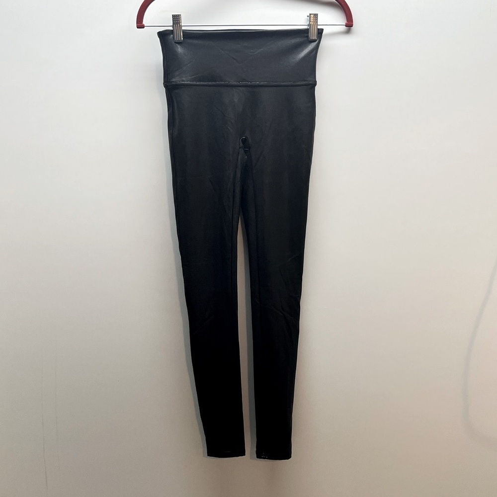 Spanx Spanxshape faux leather leggings. Size Small